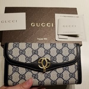 Authentic Vintage Gucci wallet